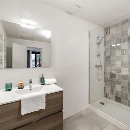 Le Cocon - Studio Chic Et Moderne - Proche Lyon Apartment Charbonnieres-les-Bains